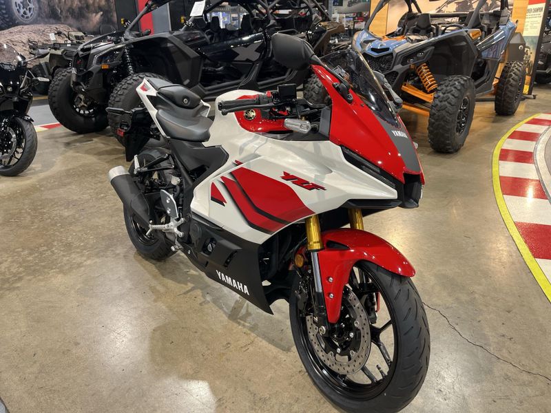 New 2026 Yamaha YZF-R3 ABS CA 70TH ANNIVERSARY EDITION Image 17