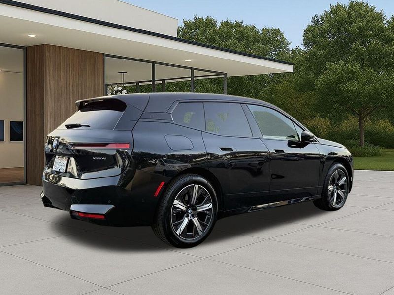 Used 2026 BMW iX xDrive45Image 7