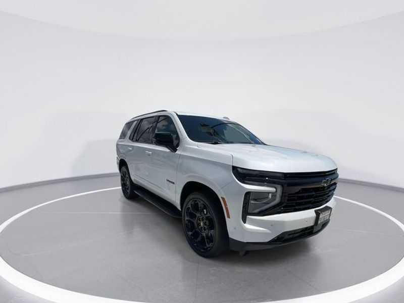 Used 2025 Chevrolet Tahoe RSTImage 2