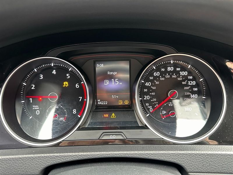 2019 Volkswagen Golf GTI 2.0T SImage 19