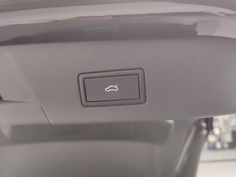 2023 Volkswagen ID.4 Pro S AWD w/Glass RoofImage 15