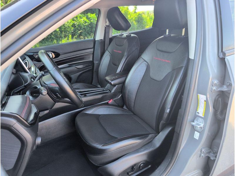 Used 2022 Jeep Compass TrailhawkImage 10