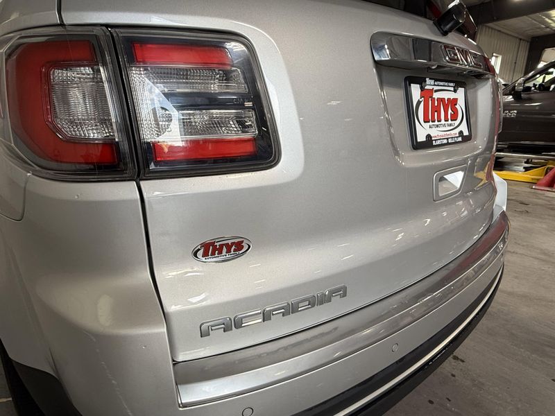 Used 2014 GMC Acadia SLTImage 5