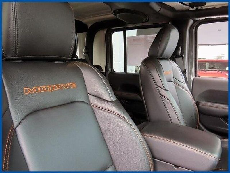 2021 Jeep Gladiator MojaveImage 9