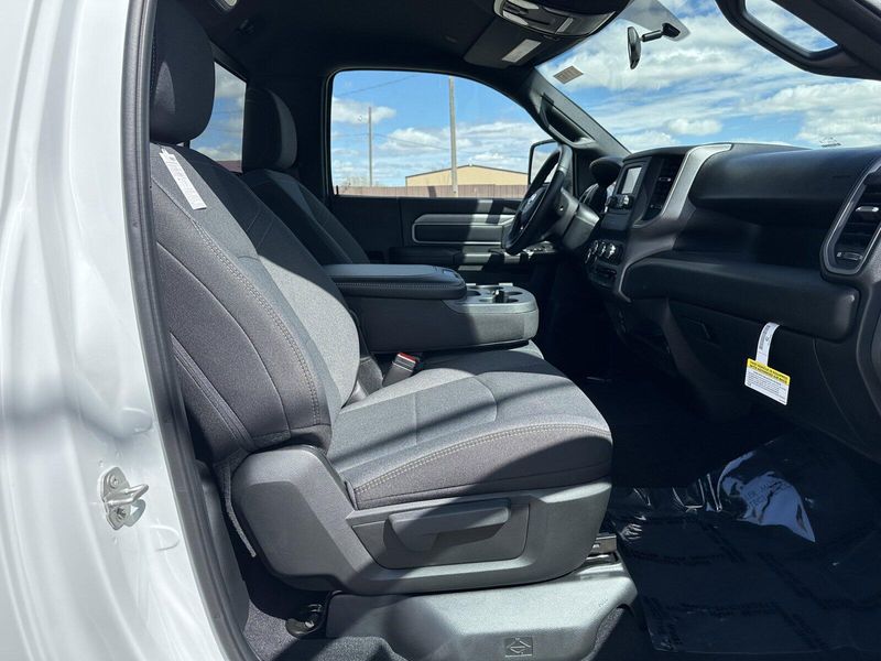 2024 RAM 3500 TradesmanImage 11