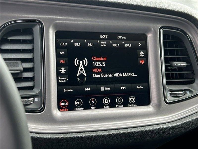 2023 Dodge Challenger Sxt AwdImage 15
