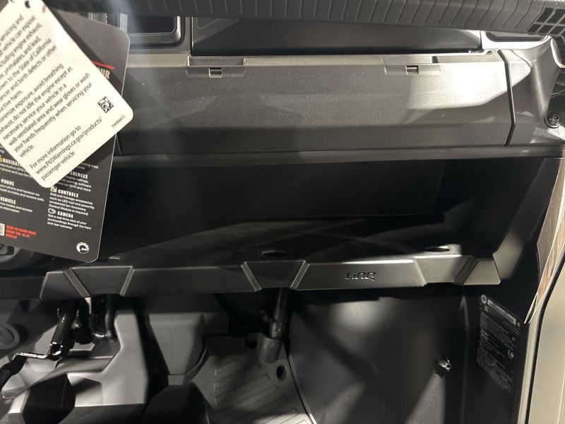 New 2026 Can-Am DEFENDER MAX XT HD11 WITH 10.25 IN. INFOTAINMENT Image 34