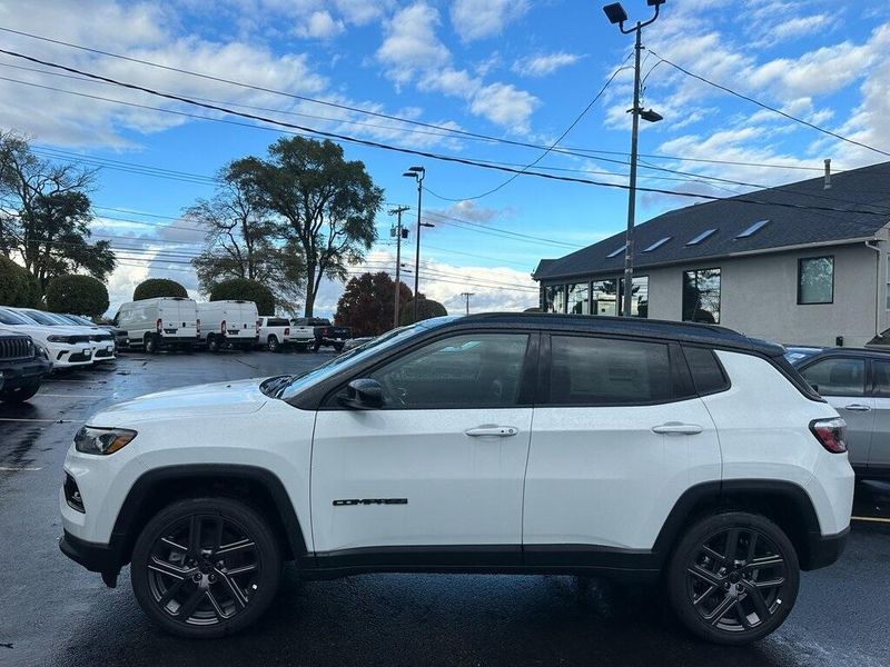 2026 Jeep Compass Limited Altitude photo 4