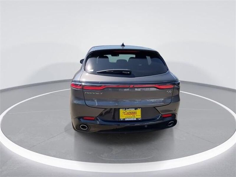 New 2024 Dodge Hornet R/T Plus EawdImage 7