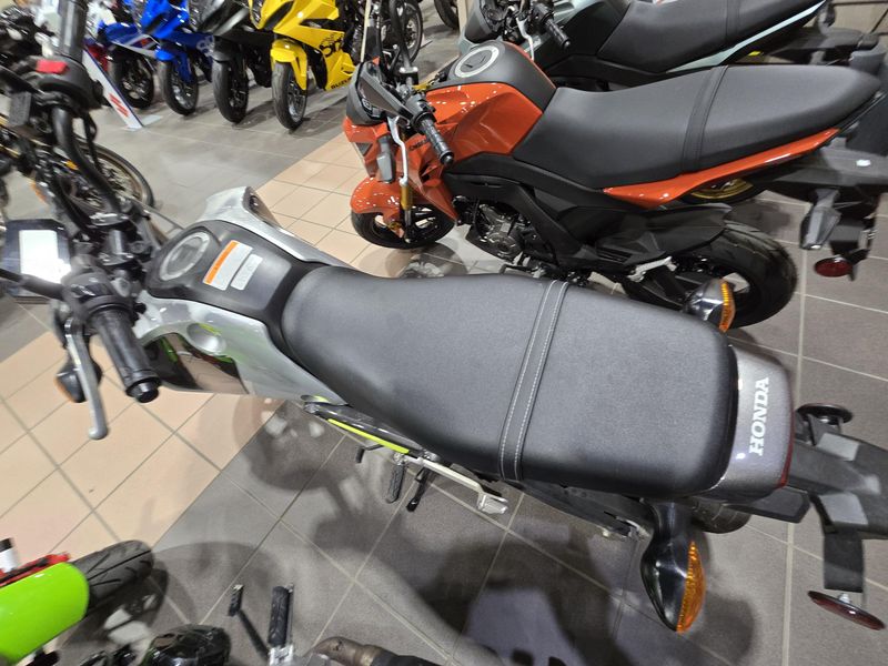 2023 Honda GROM BASEImage 9