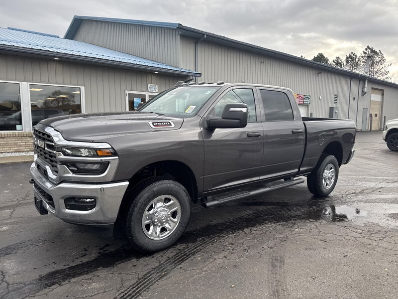 2026 Ram 2500 Tradesman photo 2