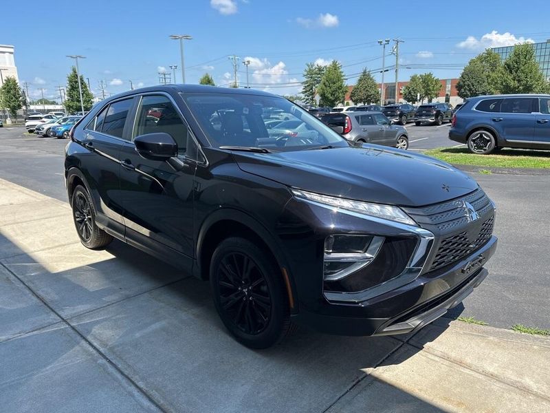 Used 2024 Mitsubishi Eclipse Cross SELImage 3