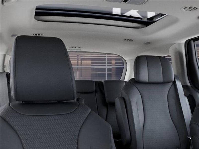 2025 Kia Carnival SX PrestigeImage 27