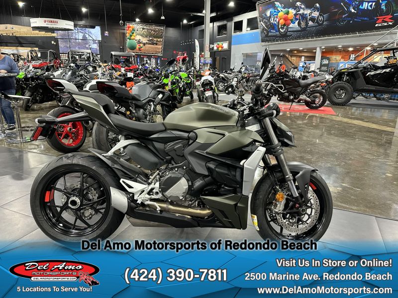 2024 Ducati STREETFIGHTER V2  in a STORM GREEN exterior color. Del Amo Motorsports of Redondo Beach (424) 304-1660 delamomotorsports.com 