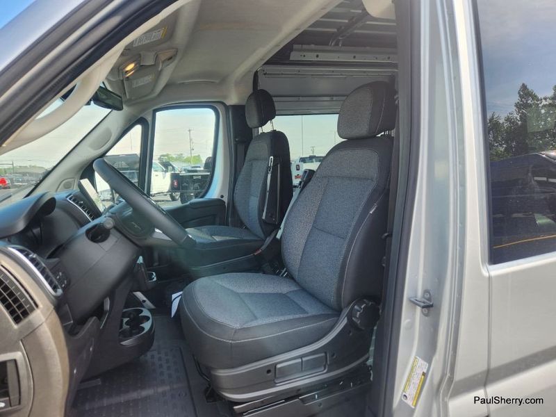 2024 RAM Promaster 2500 Slt+ Window Van High Roof 159