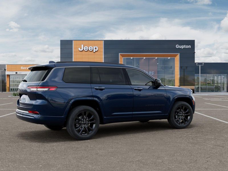 New 2026 Jeep Grand Cherokee L Limited Reserve 4x4Image 30