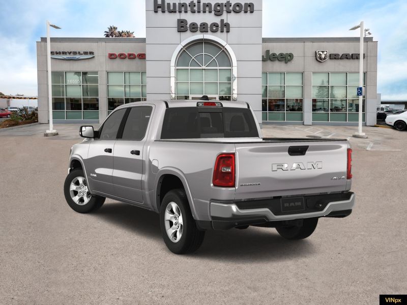 2025 RAM 1500 Big Horn Crew Cab 4x4Image 5