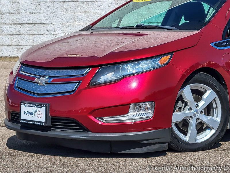 2013 Chevrolet Volt Base photo 2