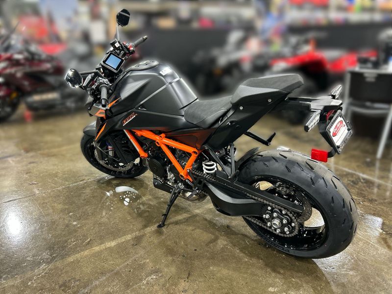 New 2026 KTM 1390 SUPER DUKE R EVO Image 16