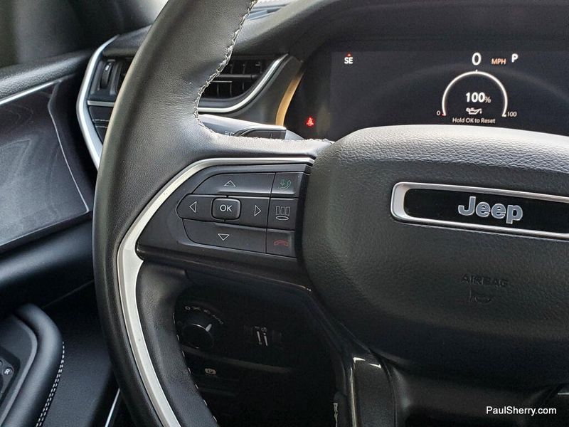 Used 2022 Jeep Grand Cherokee Altitude