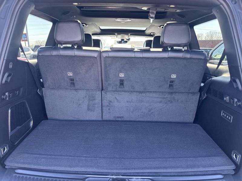 2026 Jeep Grand Wagoneer Limited Altitude 4x4Image 10