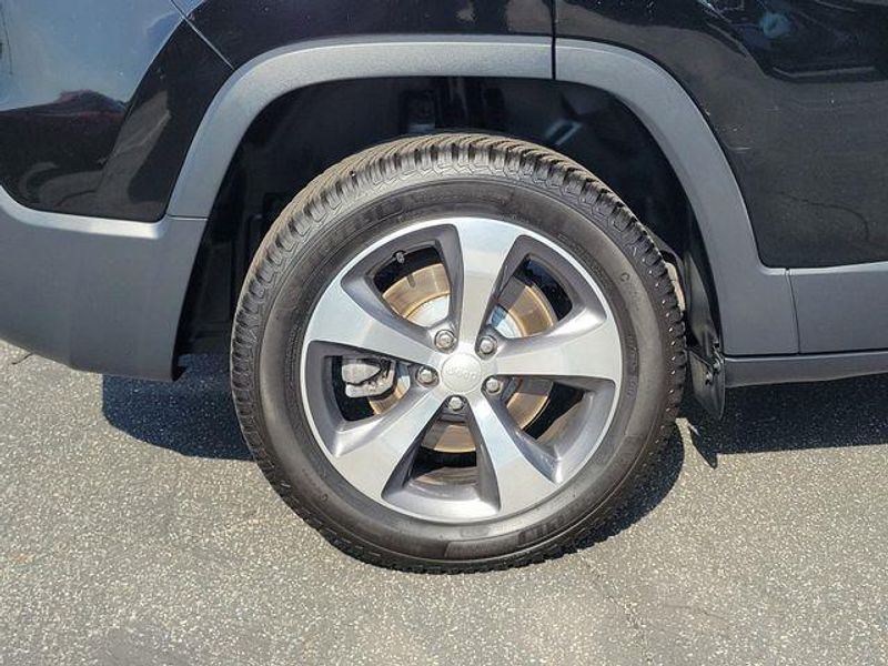 Used 2019 Jeep Cherokee Limited
