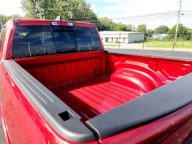 New 2026 RAM 1500 Big Horn Crew Cab 4x4 5'7' Box