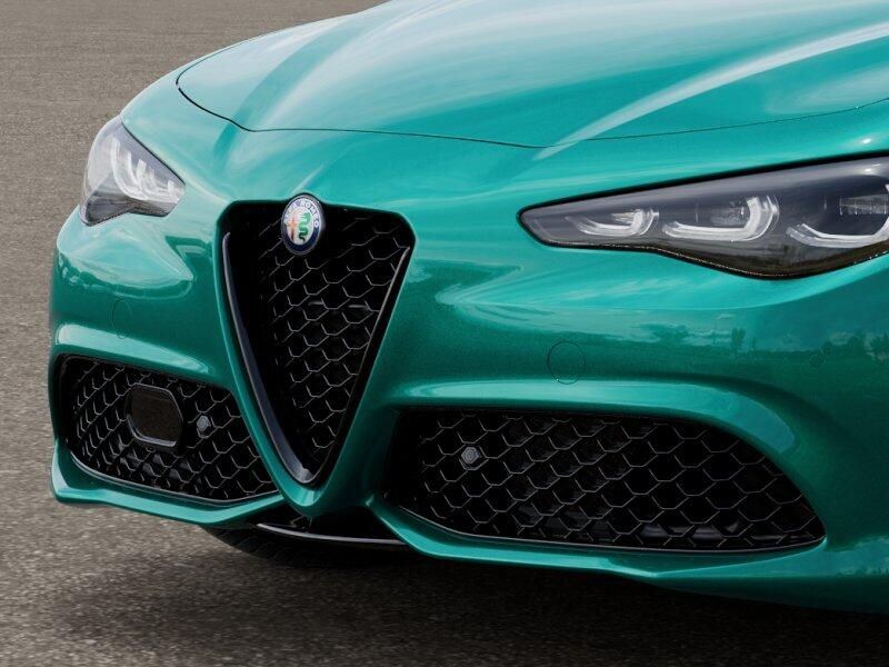 New 2026 Alfa Romeo Giulia AwdImage 7