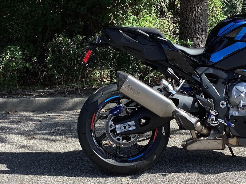 2025 BMW M 1000 XR