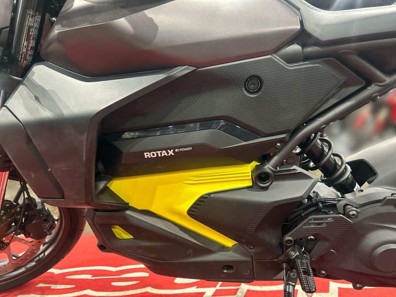 2025 Can-Am Pulse Image 13