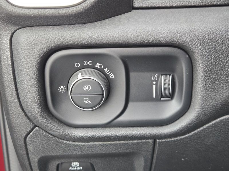 Used 2023 RAM 1500 Big Horn 4x2 Crew Cab 5'7 Box