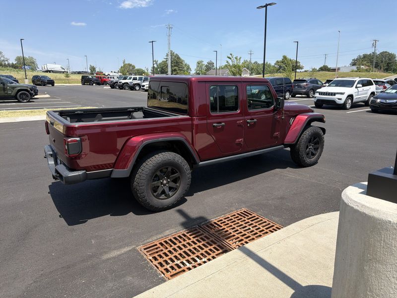 Used 2021 Jeep Gladiator MojaveImage 11