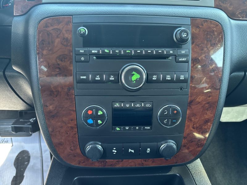 Used 2012 Chevrolet Avalanche 1500 LTImage 20