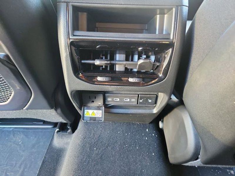 New 2026 Jeep Grand Cherokee Limited 4x4