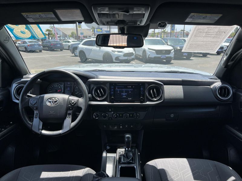 Used 2018 Toyota Tacoma TRD Off RoadImage 18