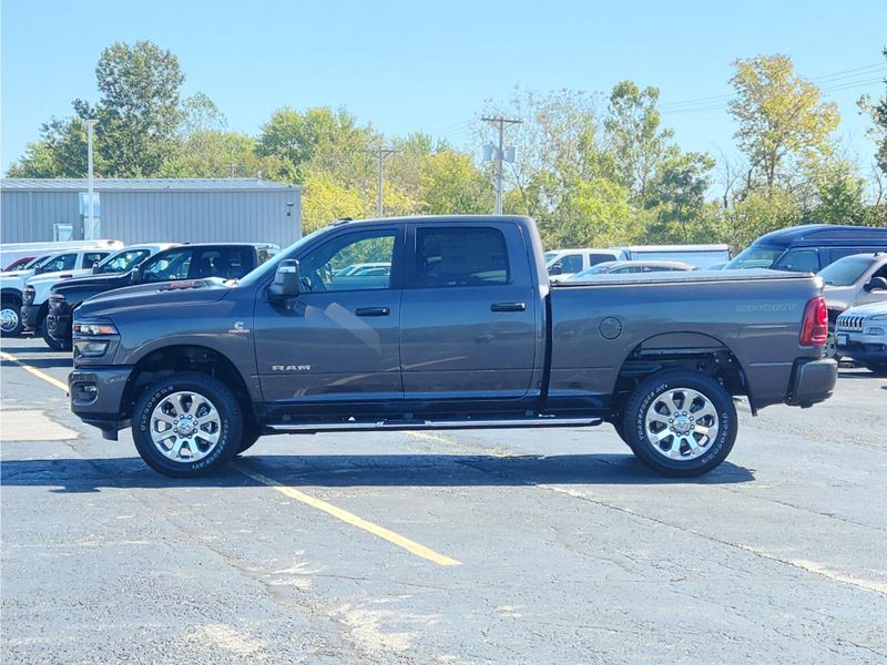 New 2027 RAM 2500 Big Horn Crew Cab 4x4 6'4' Box