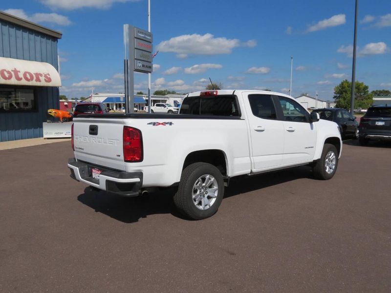 2021 Chevrolet Colorado LT 4x4 4dr Crew Cab 5 ft. SBImage 6