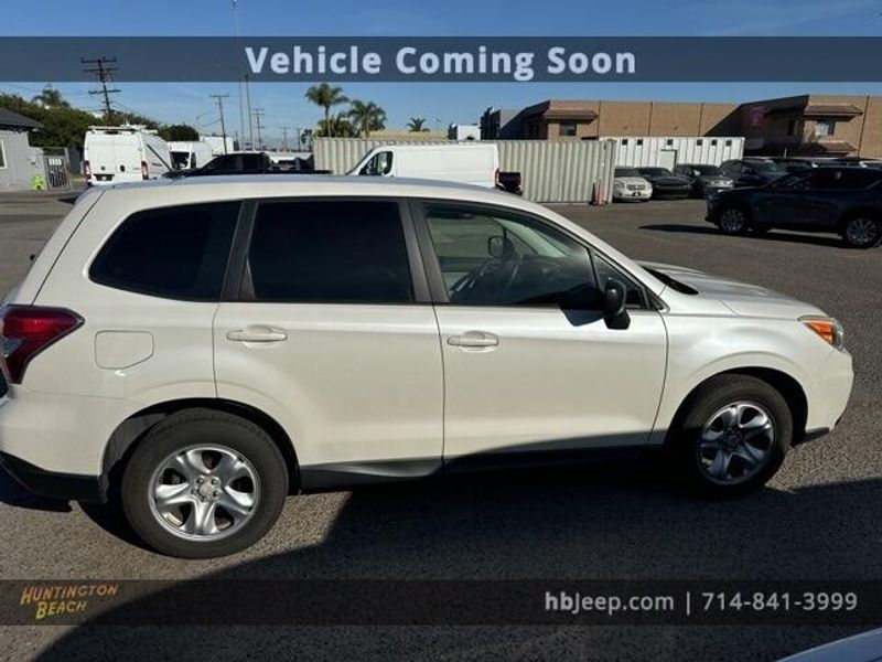 2014 Subaru Forester 2.5iImage 4