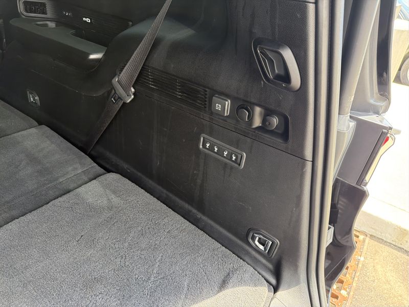 2022 Jeep Wagoneer Series IIIImage 25