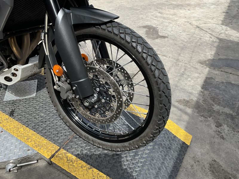 Used 2017 Triumph TIGER 800 XCX Image 9
