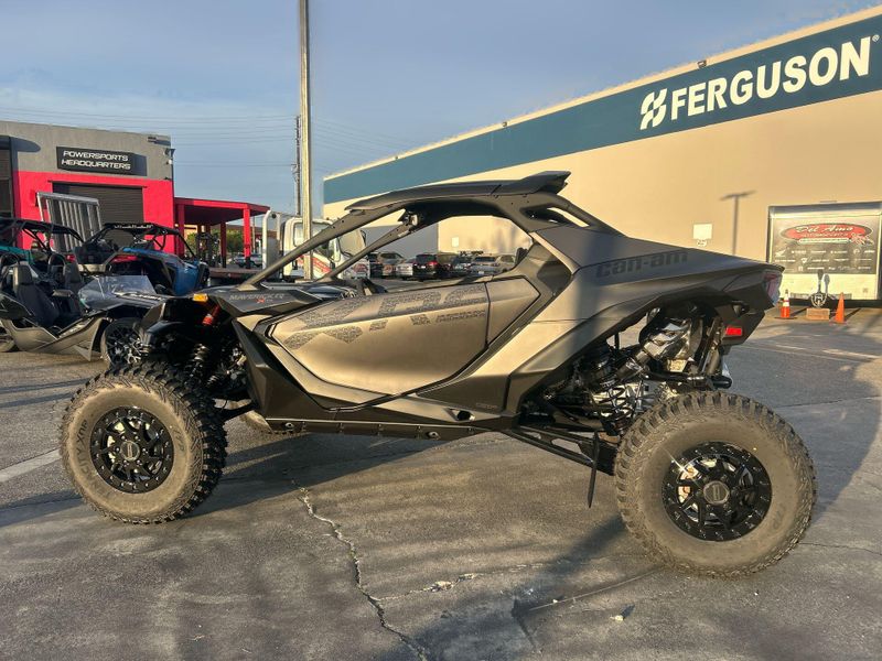 New 2026 Can-Am MAVERICK R X RS WITH SMART-SHOX 999T DCT Image 12