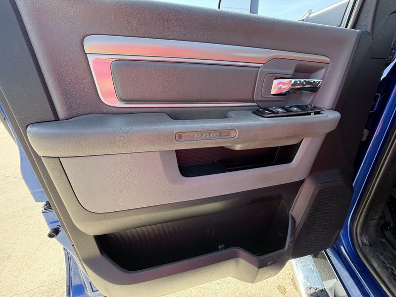 Used 2016 RAM 3500 Chassis SLTImage 14