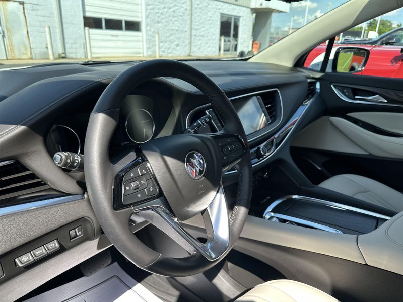 2022 Buick Enclave AvenirImage 5