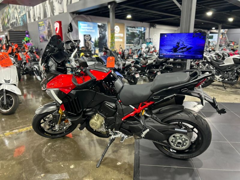 New 2026 Ducati MULTISTRADA V4 PIKES PEAK Image 6