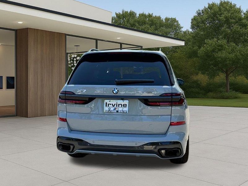 New 2026 BMW X7 xDrive40iImage 9