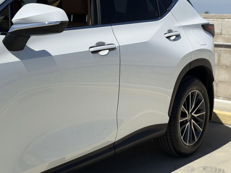 2025 Lexus NX 350 PremiumImage 9