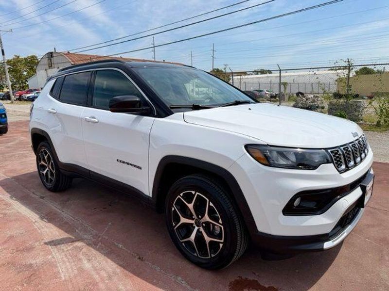 New 2026 Jeep Compass Limited 4x4Image 3