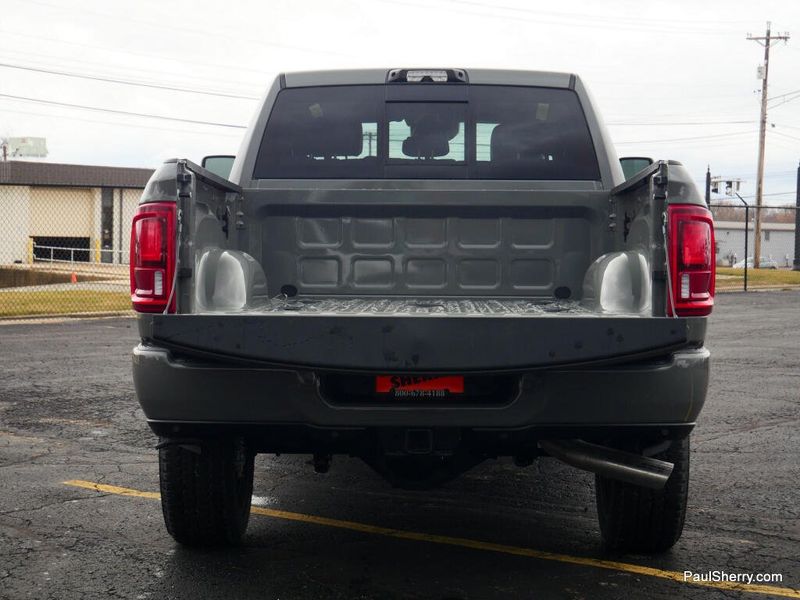 New 2026 RAM 3500 Laramie Crew Cab 4x4 6'4' Box