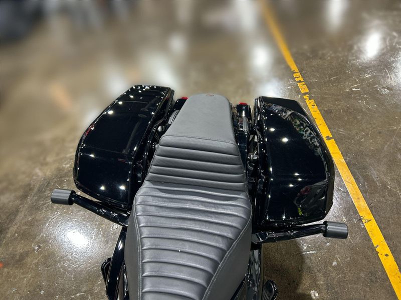 Used 2025 Harley-Davidson ROAD GLIDE Image 22