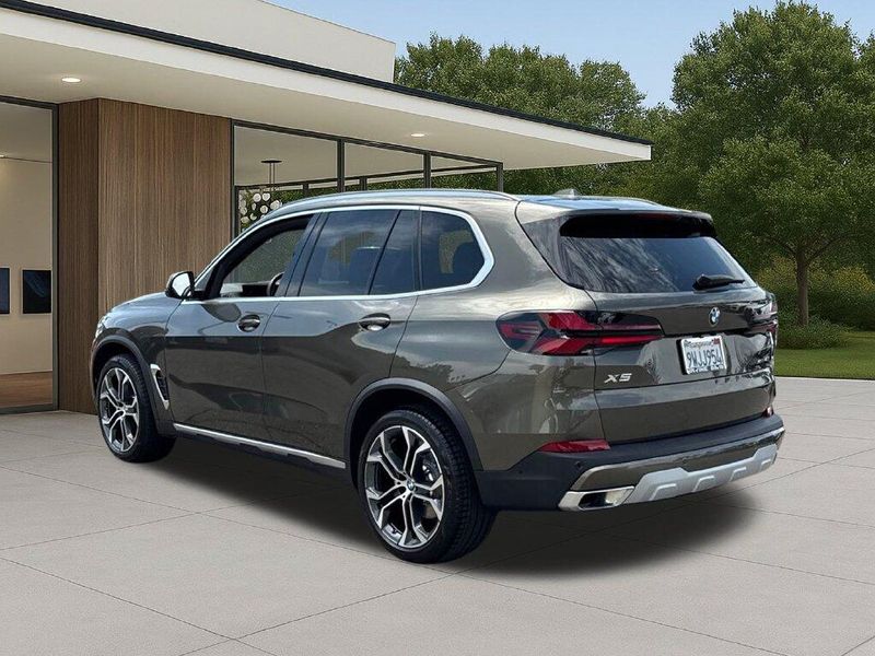 Used 2026 BMW X5 sDrive40iImage 12
